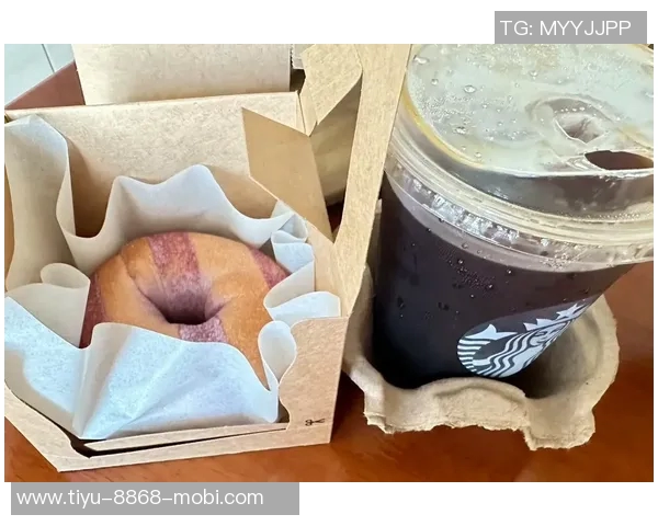 达洛特与C罗共享咖啡时光合影曝光成为最佳咖啡搭子